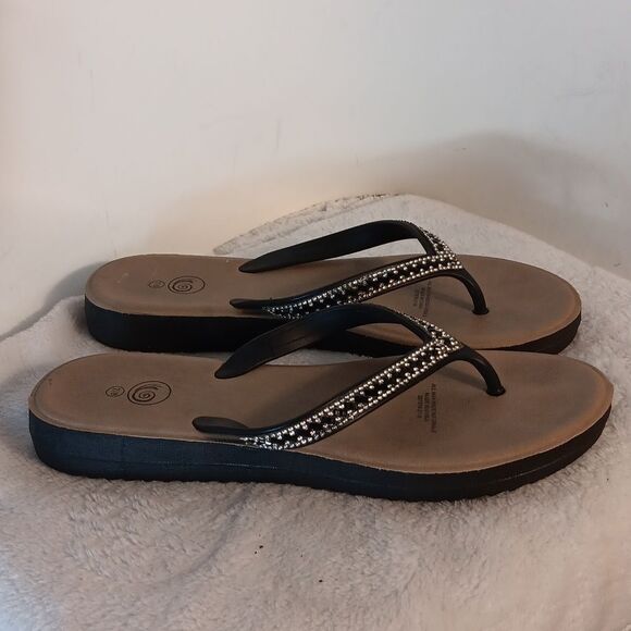 Women's Black Thong Sandals with Rhinestone Detail - Picture 7 of 8